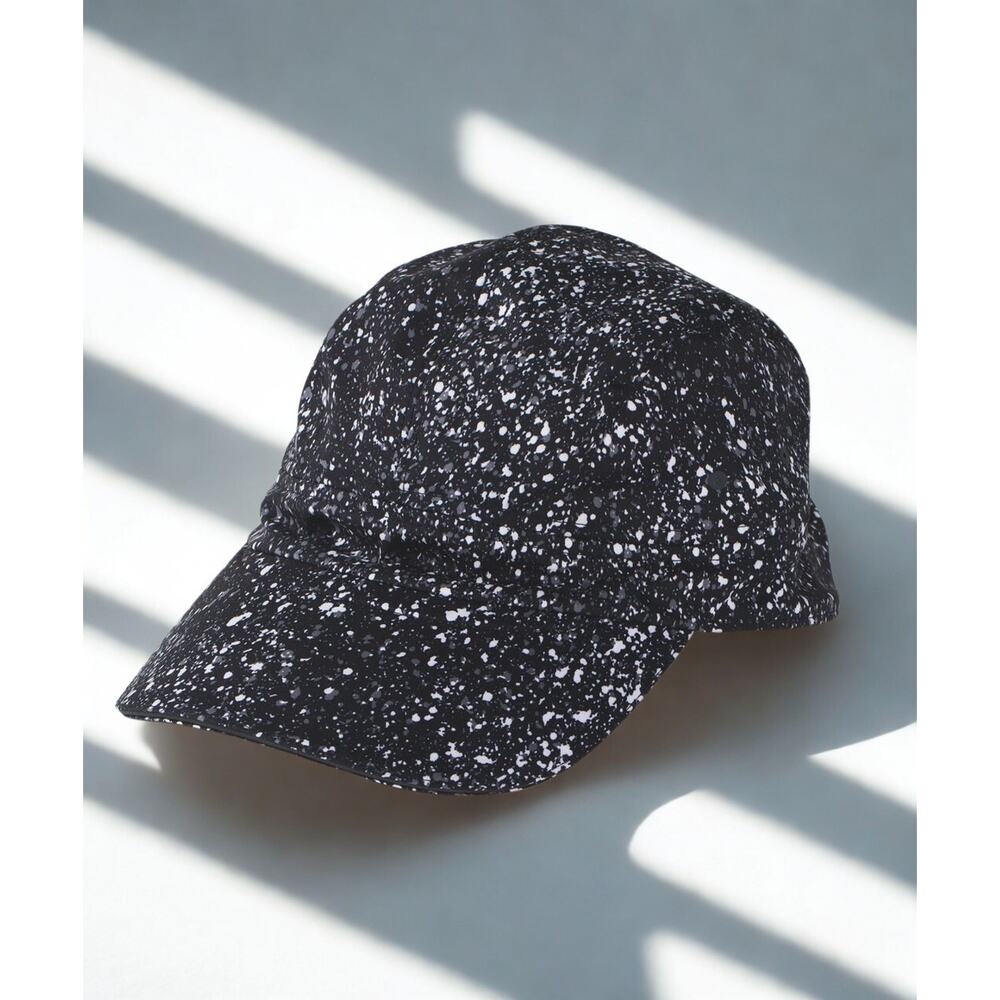 Lululemon Race To Place Run Hat 2.0 Black White Splatter EUC Adjustable - Picture 15 of 15